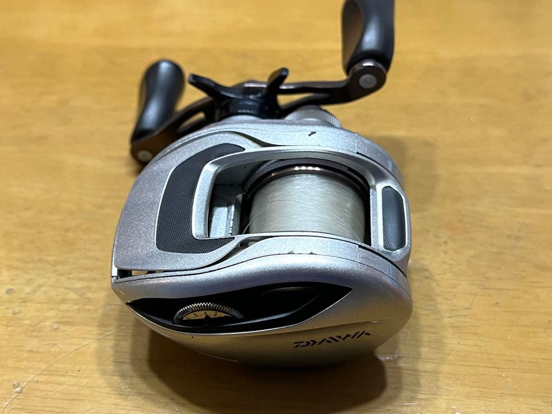 T3 1016H ダイワ　ベイトリール