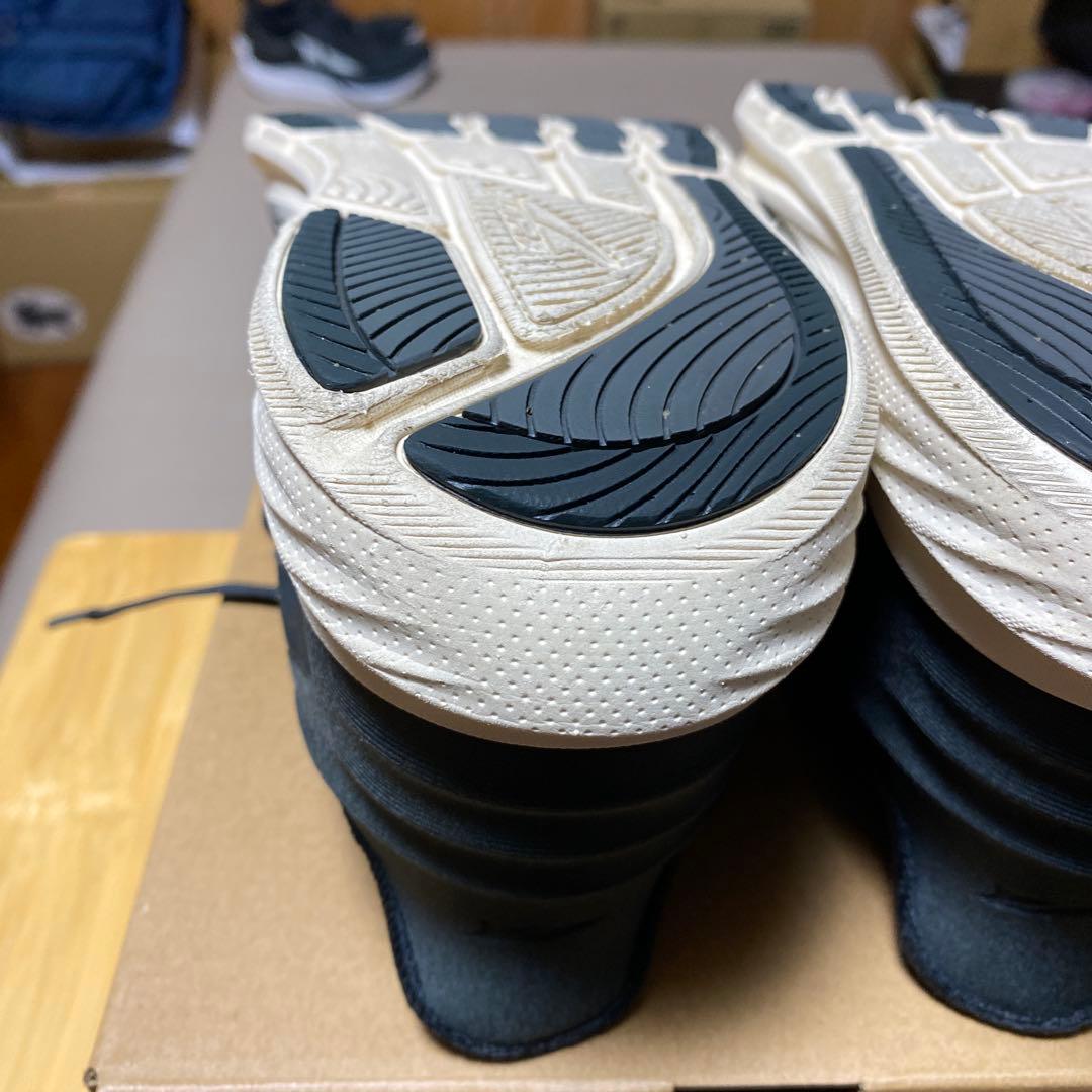 ALTRAアルトラW TORIN８WIDE US8