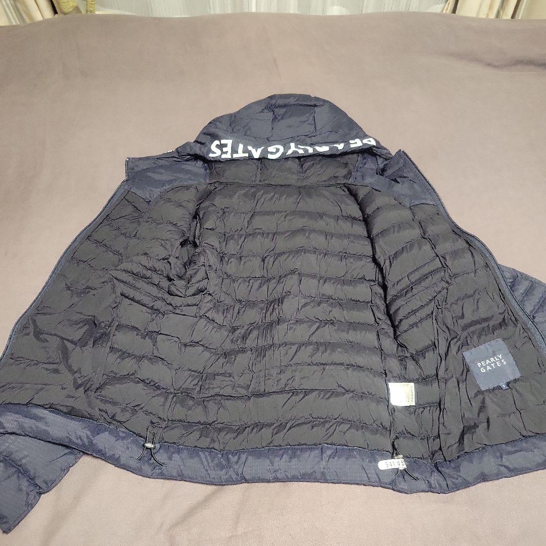 【1日割引】PEARLY GATES フード付きキルティングジャケット ネイビー