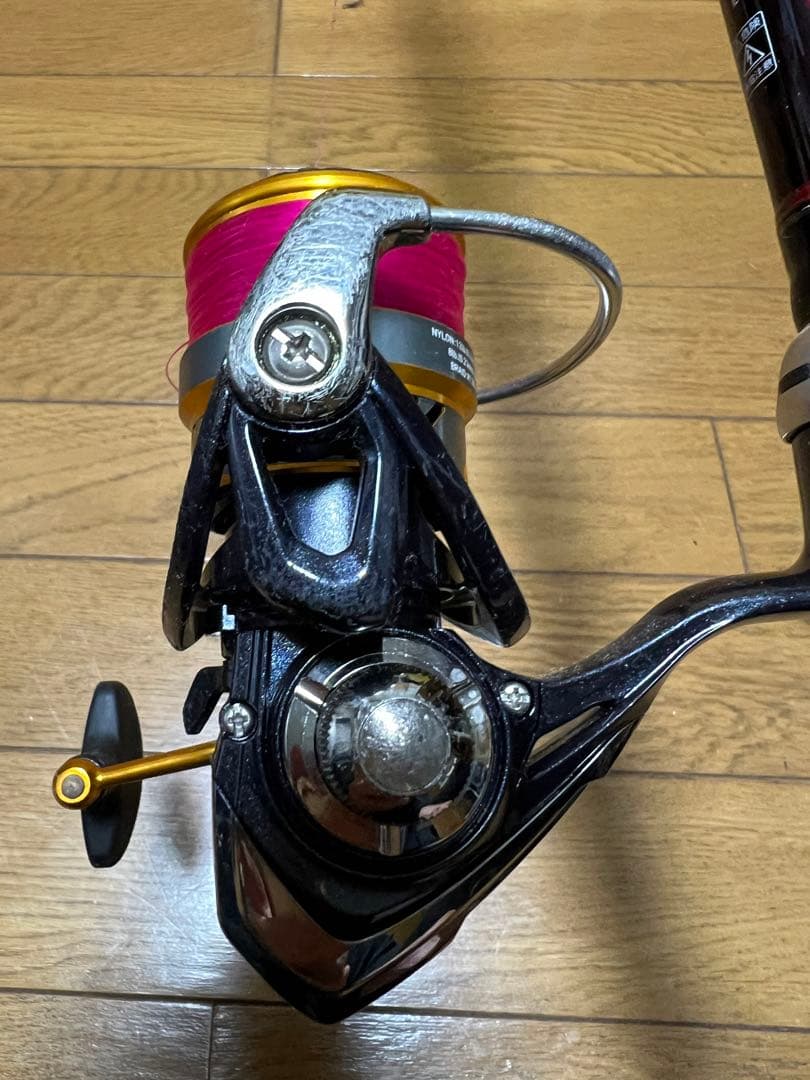 【送料込】タックル2点セット　リバティ1.5-53 + レブロスLT 2500D