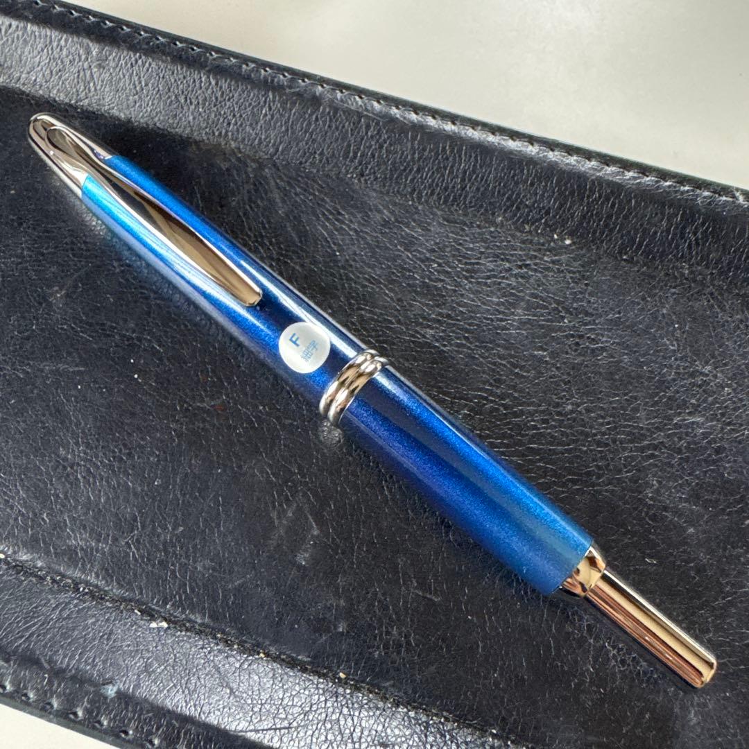 パイロット 万年筆 キャップレス ディープシー Ｆニブ 細字