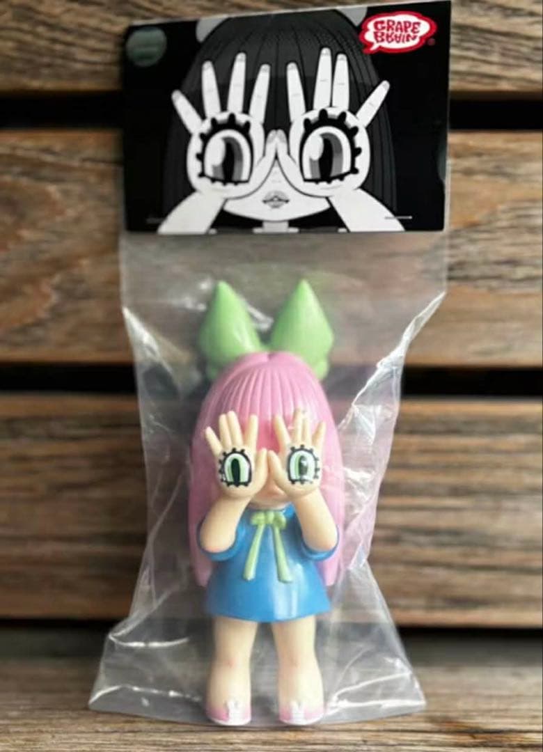 新品 台湾限定GRAPE BRAIN にぎるちゃん ソフビ フィギュア