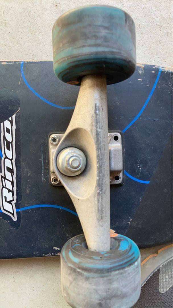 カーバースケートボード