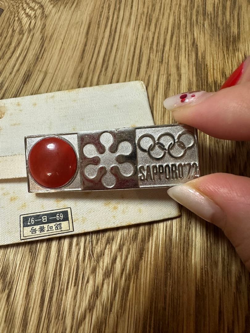 札幌オリンピック　72年　バッジ