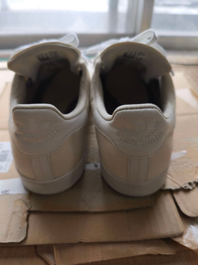 アディダス　スタンスミスゴアテックス