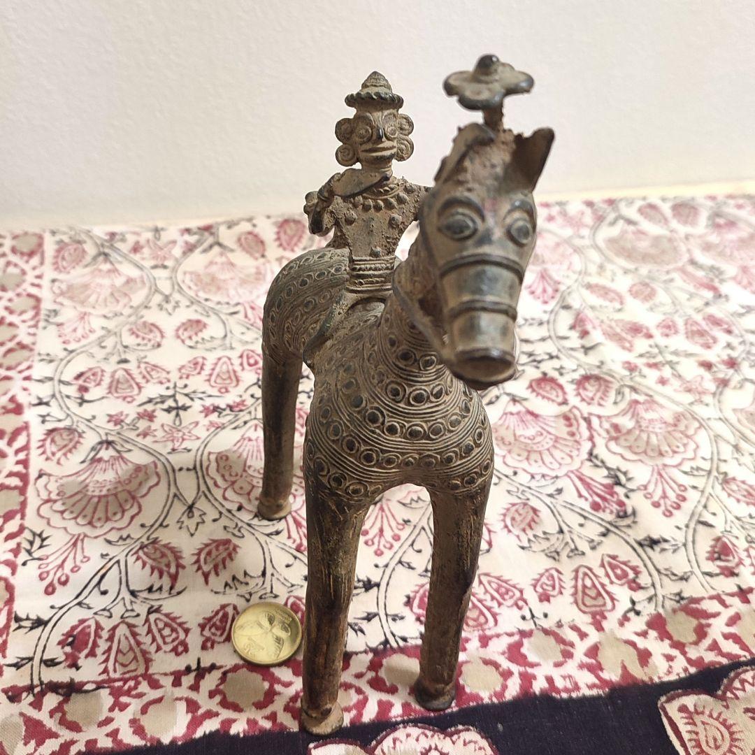 【アンティーク】インドの鋳造工芸品✨馬に乗る兵士のブロンズ像
