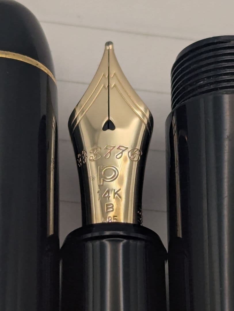 プラチナ万年筆 PLATINUM センチュリー 黒 3776