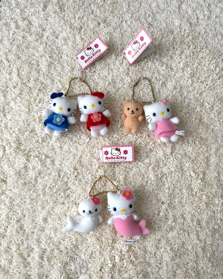 サンリオ　ハローキティ　ツインキーチェーン　ぬいぐるみ　マスコット