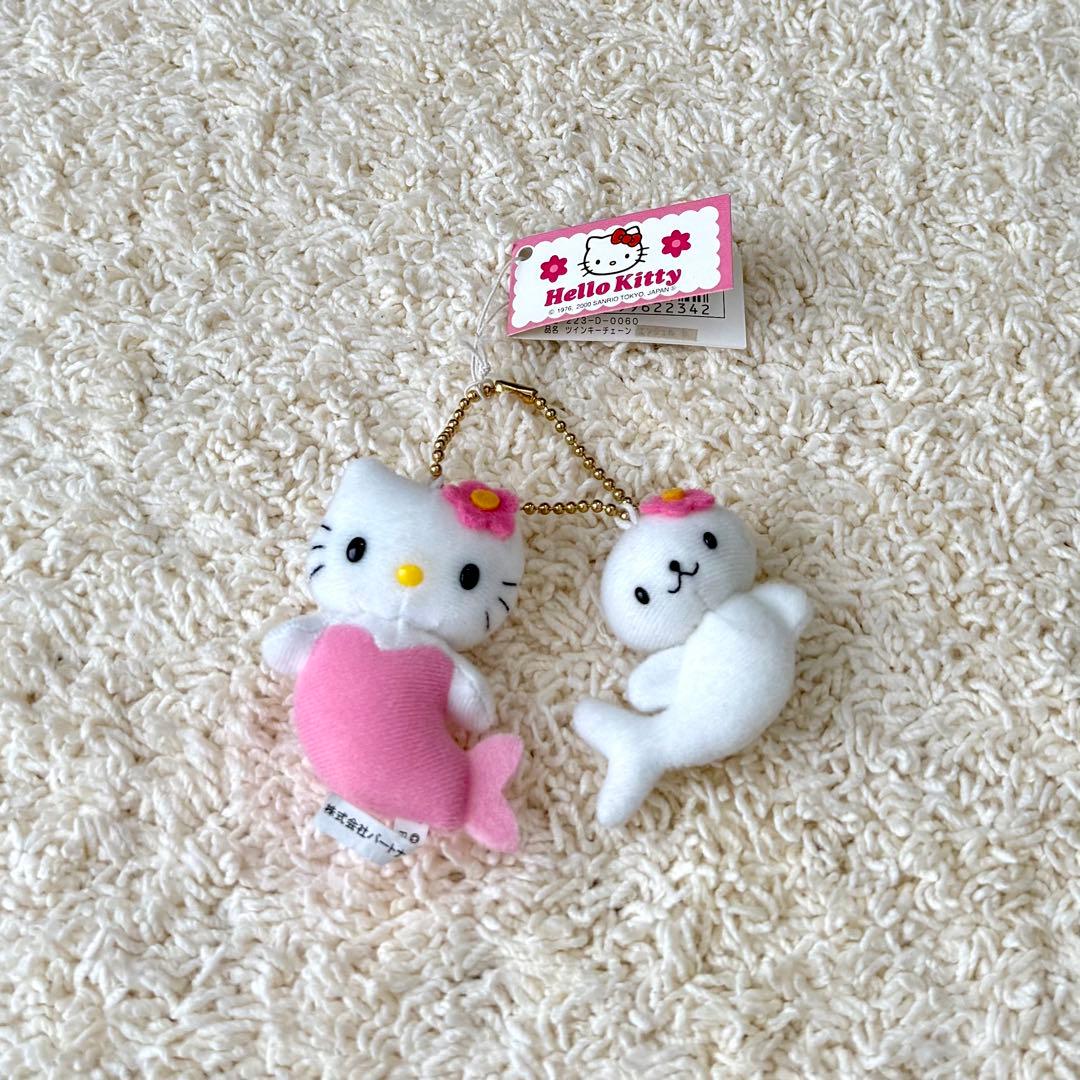 サンリオ　ハローキティ　ツインキーチェーン　ぬいぐるみ　マスコット