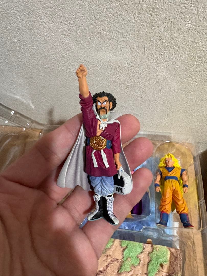 ドラゴンボールZ DVD購入特典 ジオラマフィギュア 孫悟空 サタン 魔人ブウ