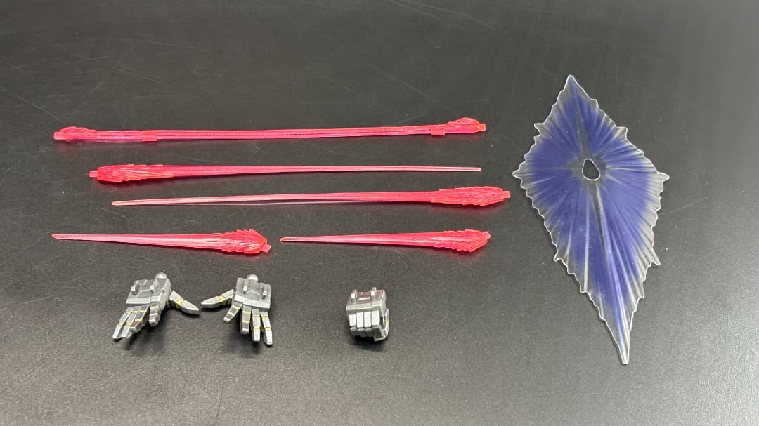 【塗装完成品】MG 1/100 デスティニーガンダム