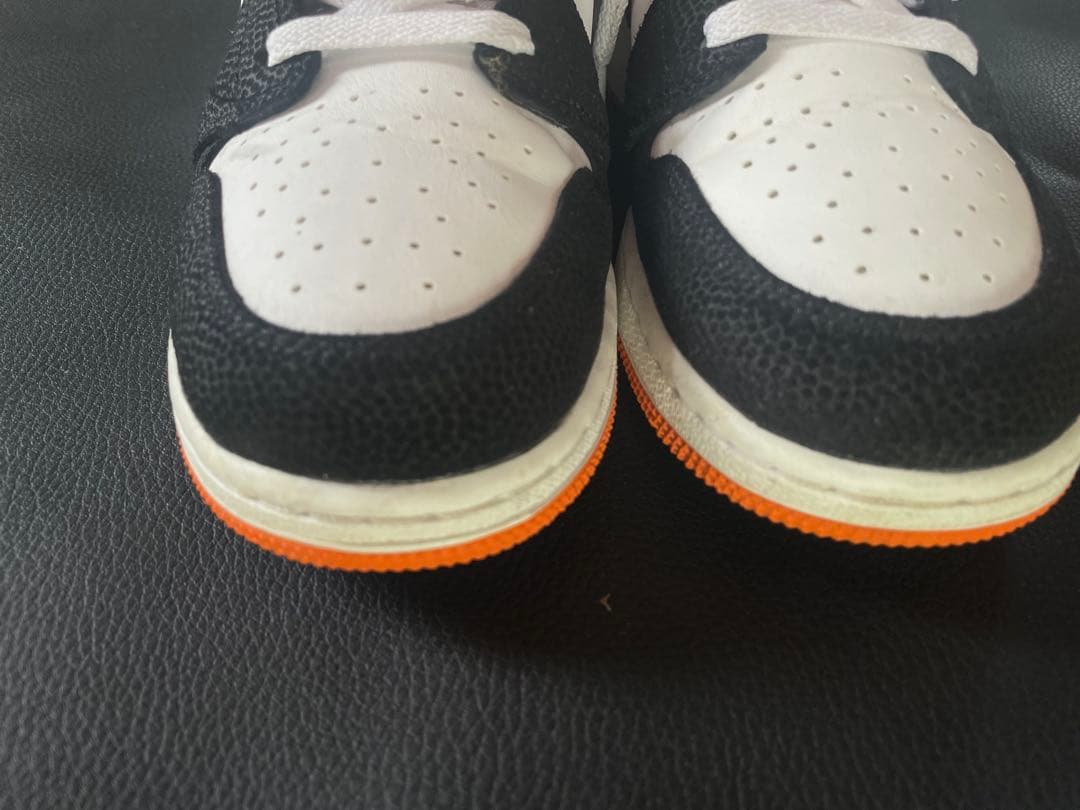 米軍放出品　ナイキ エア ジョーダン 1 ミッド SE GS ホワイト