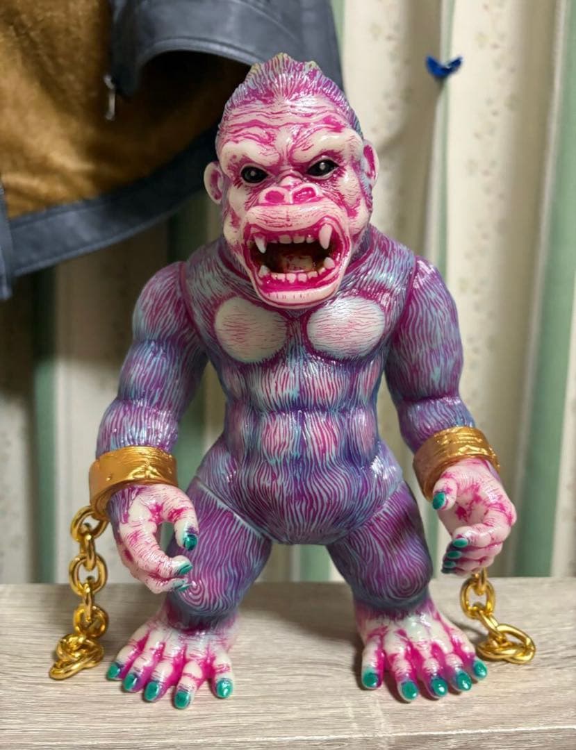 シカルナ工房　巨猿　ワンオフ塗装　蓄光