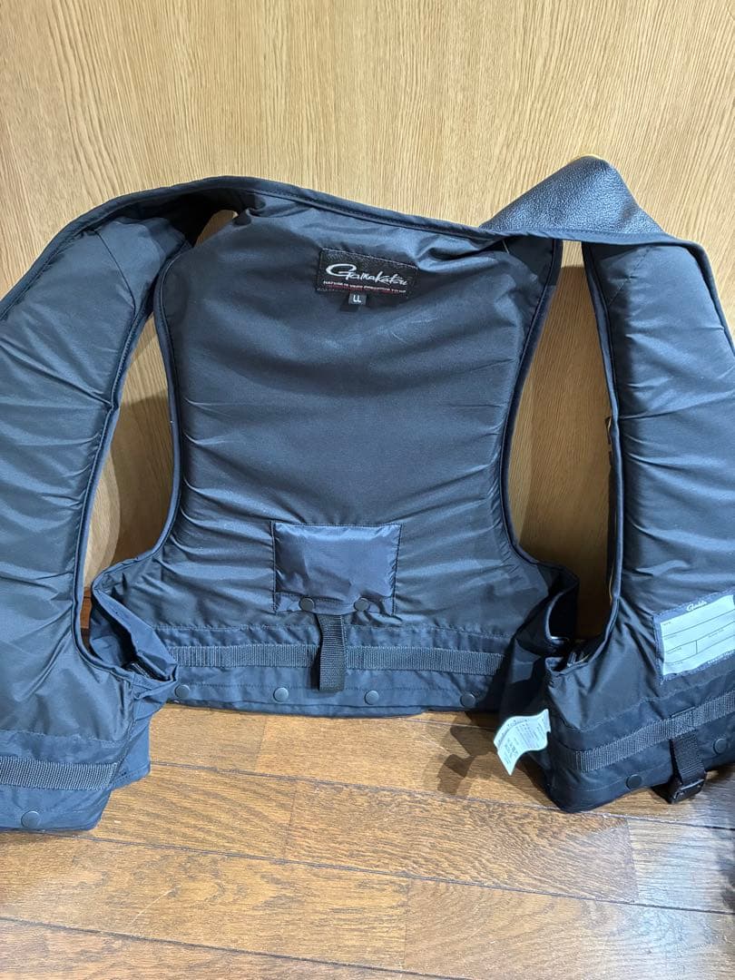 本日お値引き！　がまかつ　フローティングジャケット LL 検）サンライン　ダイワ