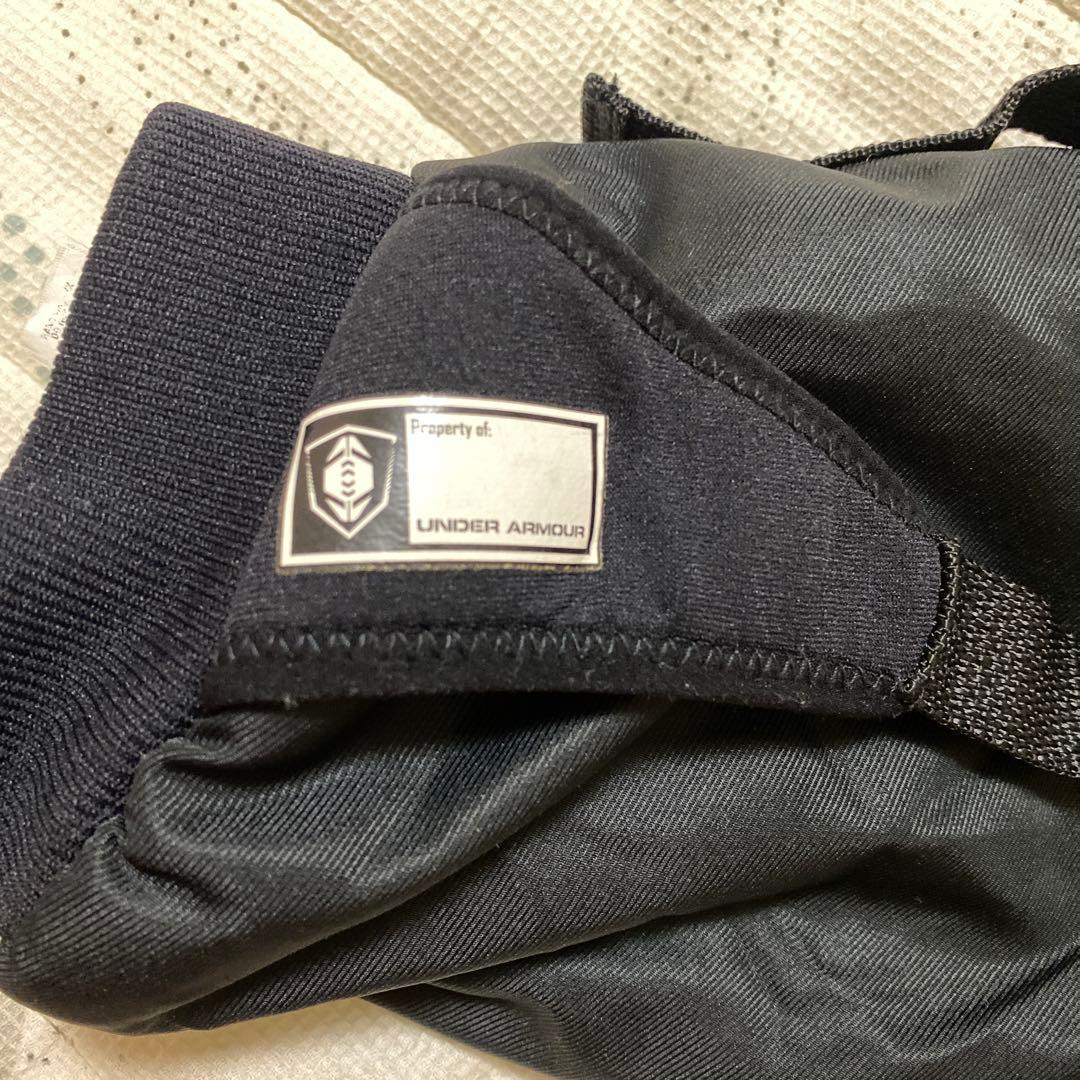 Under Armour フットボールハンドウォーマー 防水 調節可能　値下げ⭕️