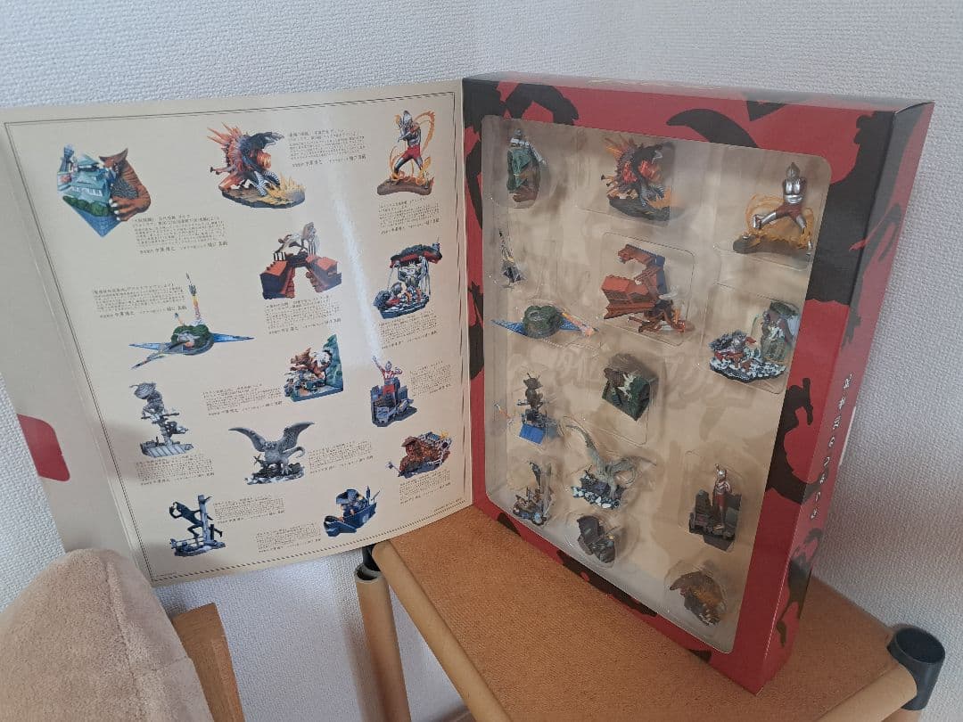 新タイムスリップグリコ ウルトラマン スペシャルディスプレイケース