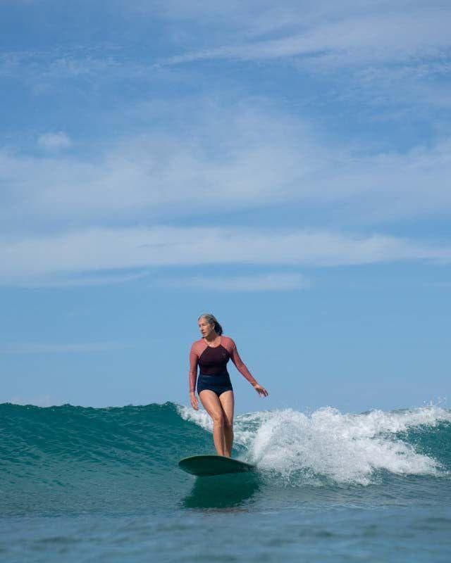 新品　Seea　Dara Surf Suit　XS　シーア　サーフィン　ロンスプ