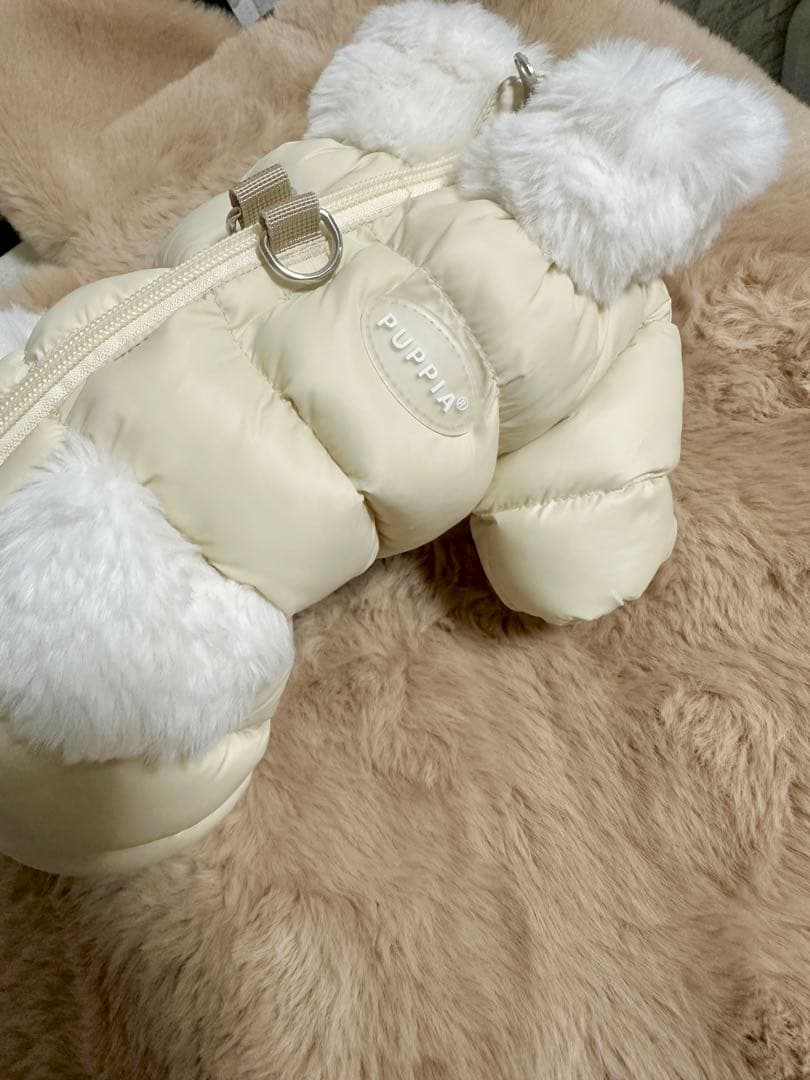 puppia クリーム色 ダウンジャケット犬服