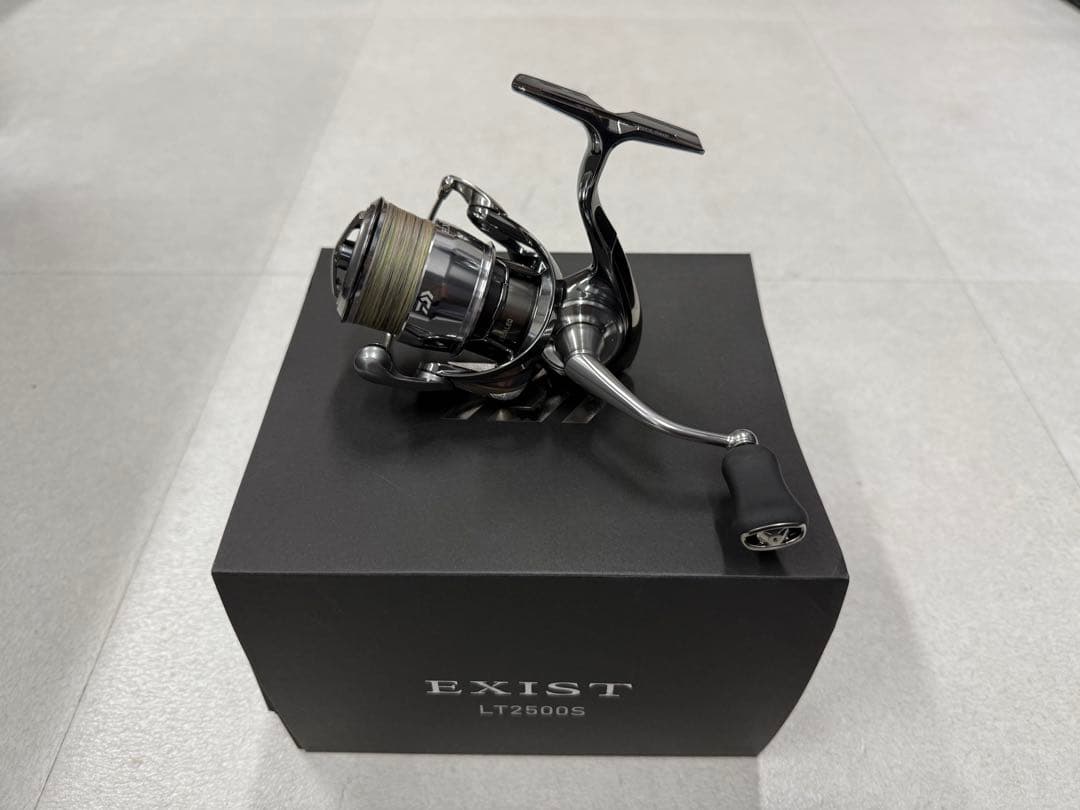 リール 22EXIST LT2500S