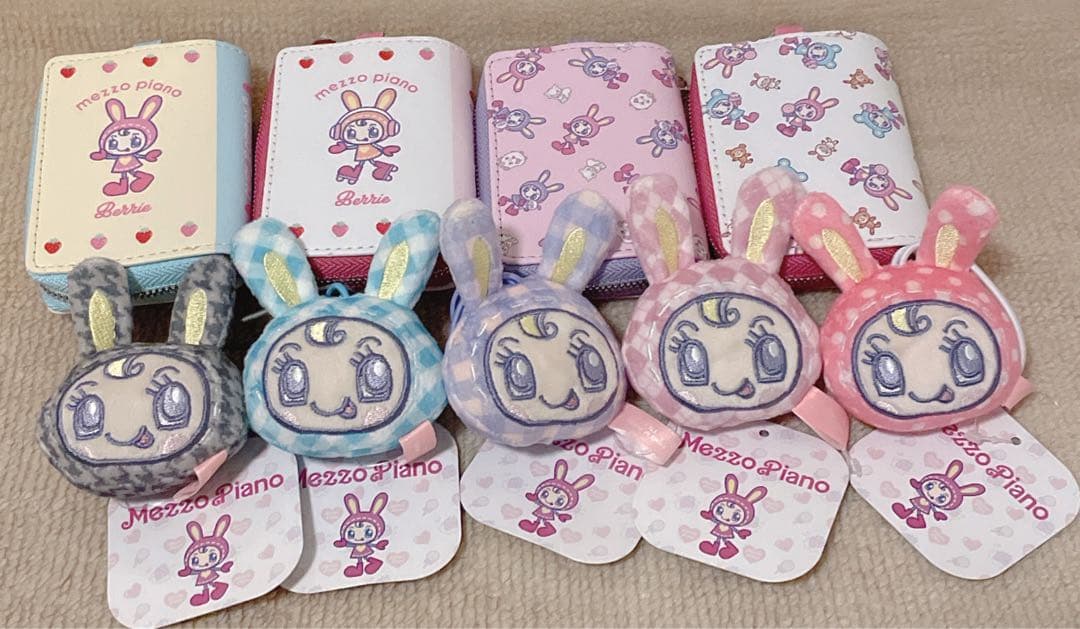 メゾピアノ フェイスマスコット キーケース