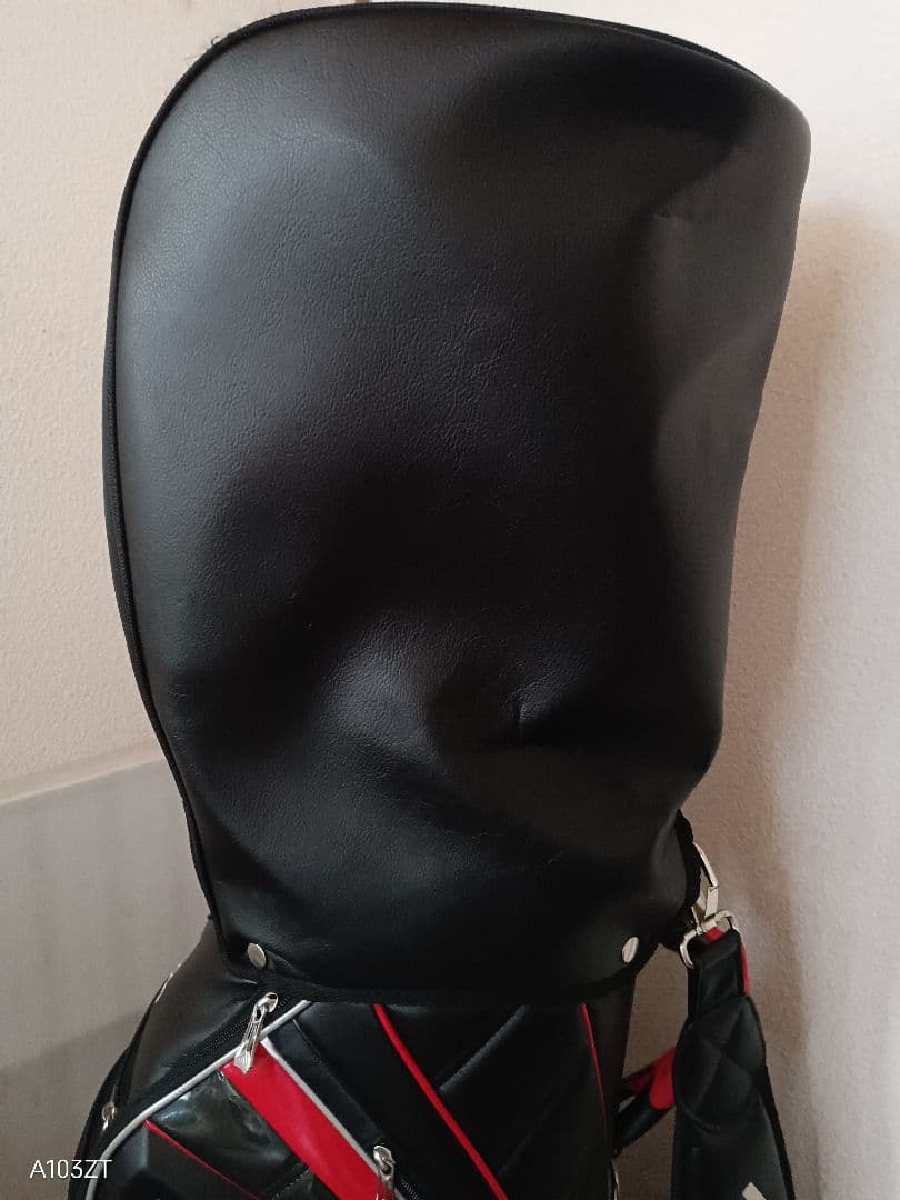 Addidasメンズキャディバッグブラック/レッド フードカバー/ベルト付き