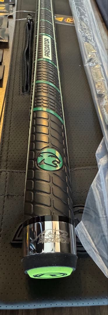 BK RUSH ビリヤードキュー 限定色ネオングリーン