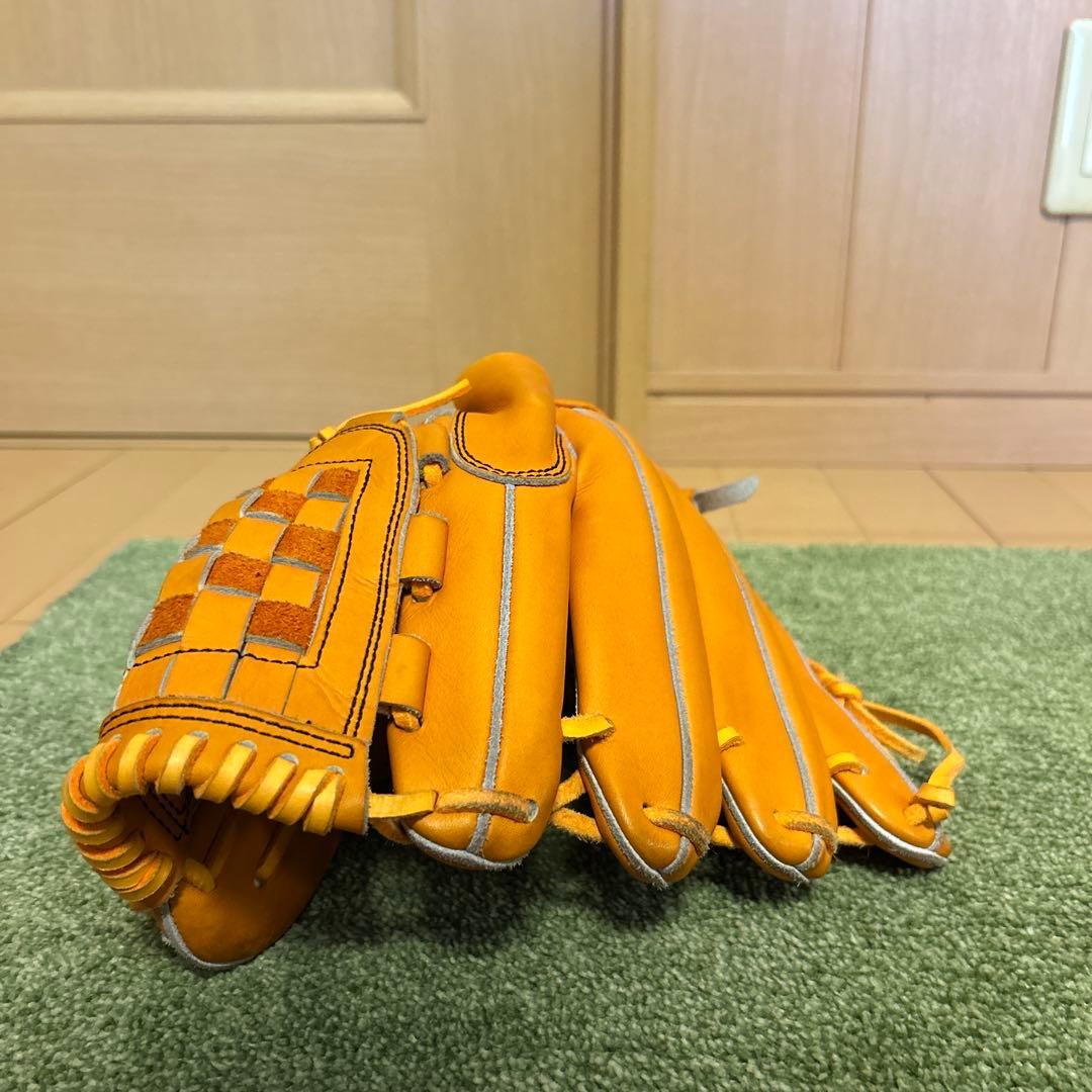 グロウ　軟式投手用　グラブ(最終値下げ)