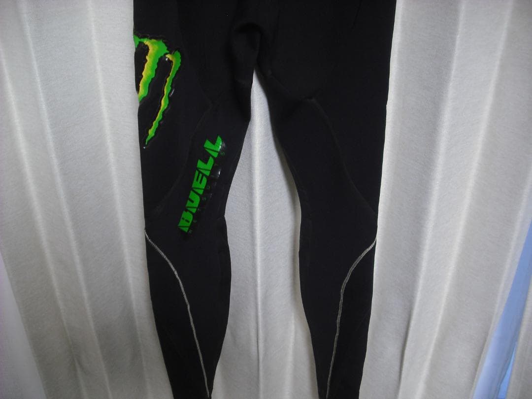 シーガルウエットスーツ　モンスターエナジー by BUELL　ML