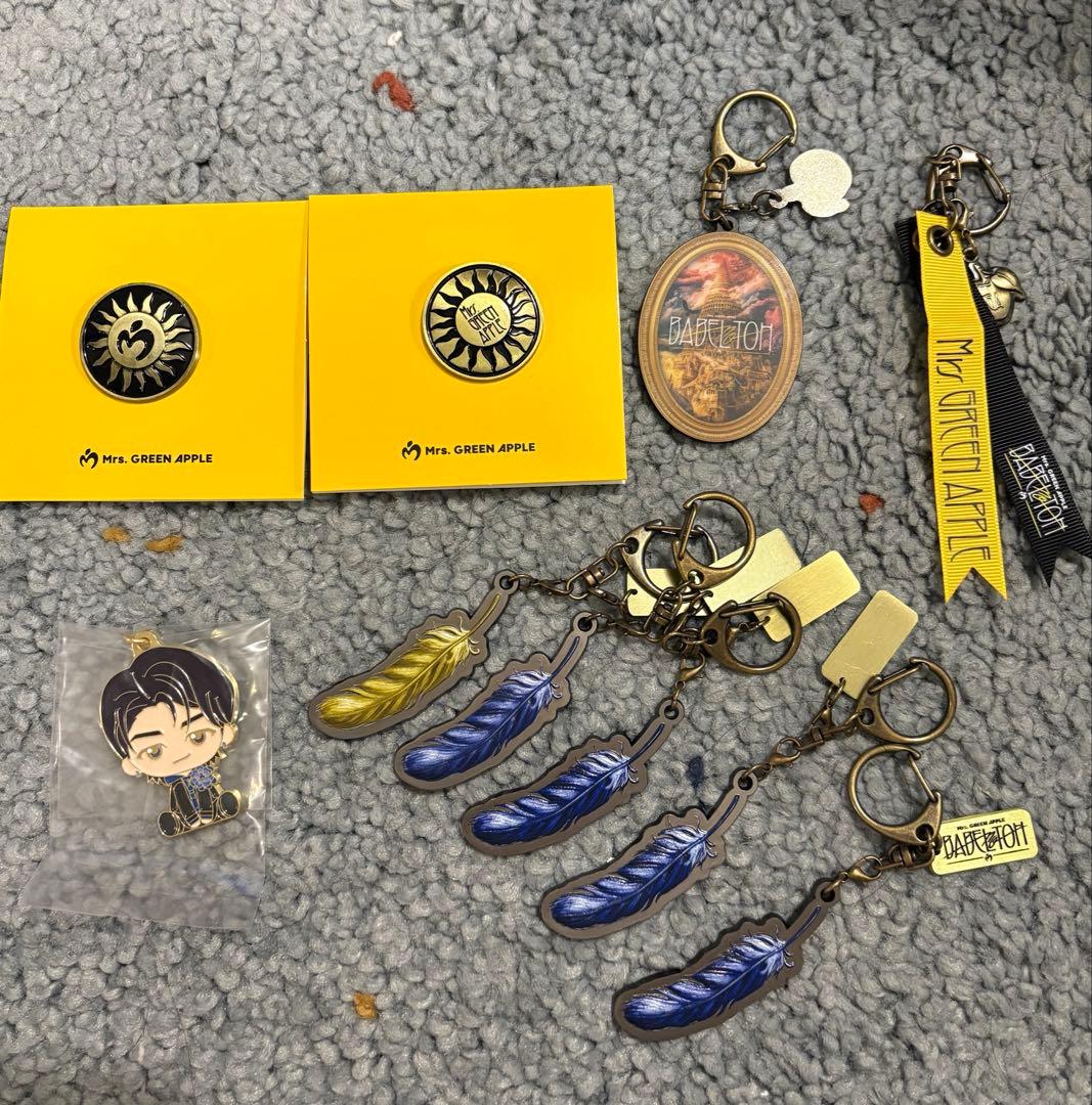 ミセス　バベルランダム　一番くじ　ピンズ　キーホルダー