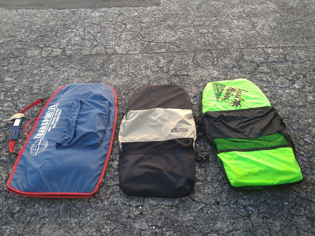 ボディーボード　ボディボード　サーフィン　サーフボード　足フィレ　フィン　海　川