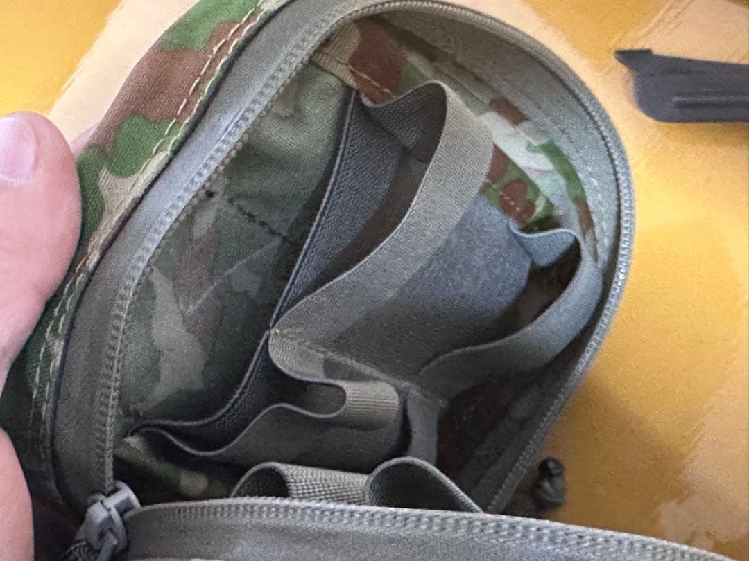 カナリア装備製作　ブローアウト　IFAK メディックポーチ　救急品袋　陸自迷彩