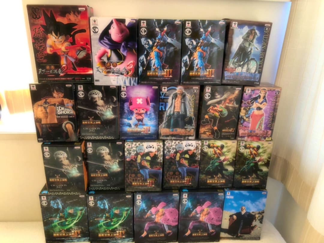 ワンピース フィギュア (1.2枚目のみの値段)