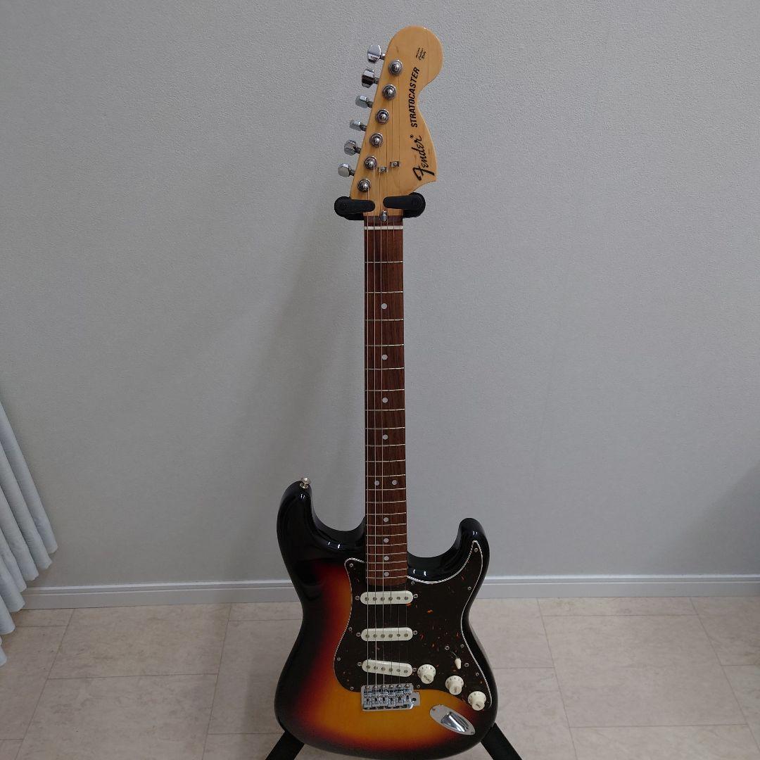 ギター Fender Japan Traditional 70 Stratocaster