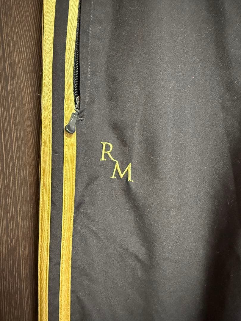 レアル・マドリード　トレーニングジャージ　上下セット