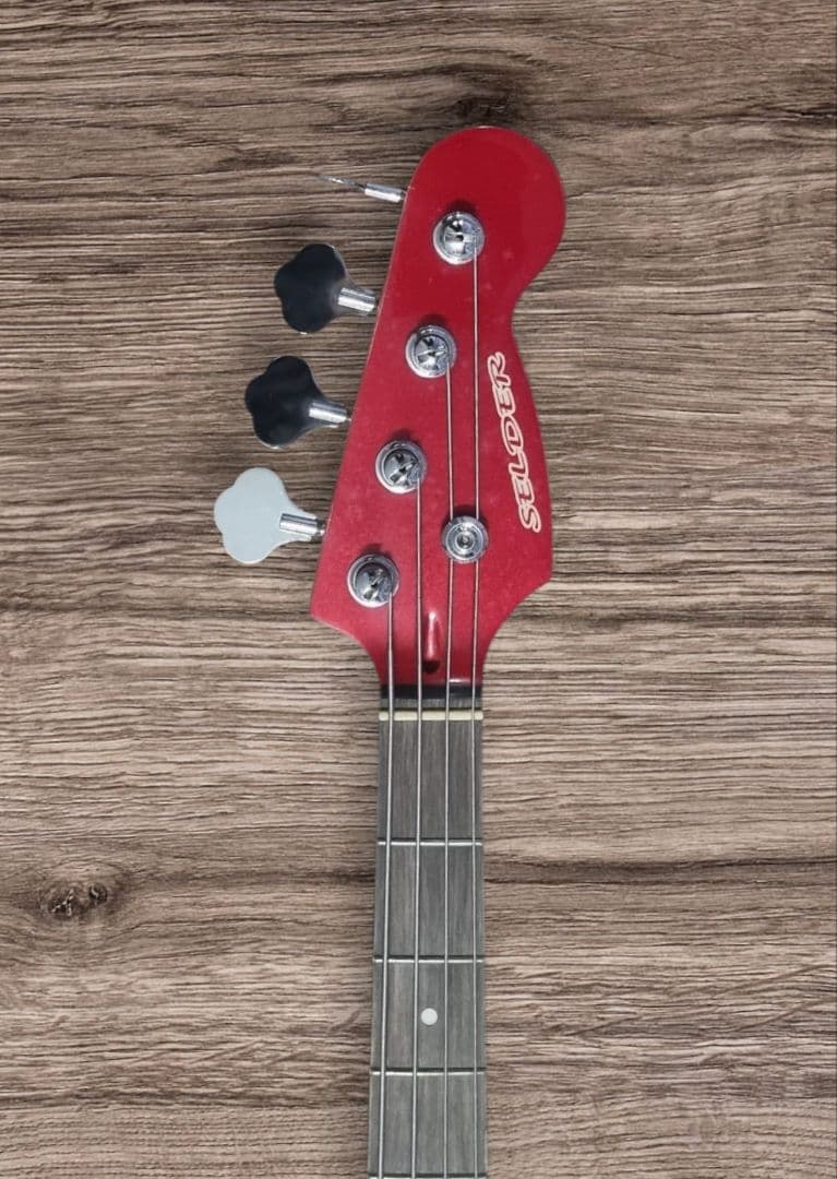 SELDER ベースギター　赤メタリック エレキベース