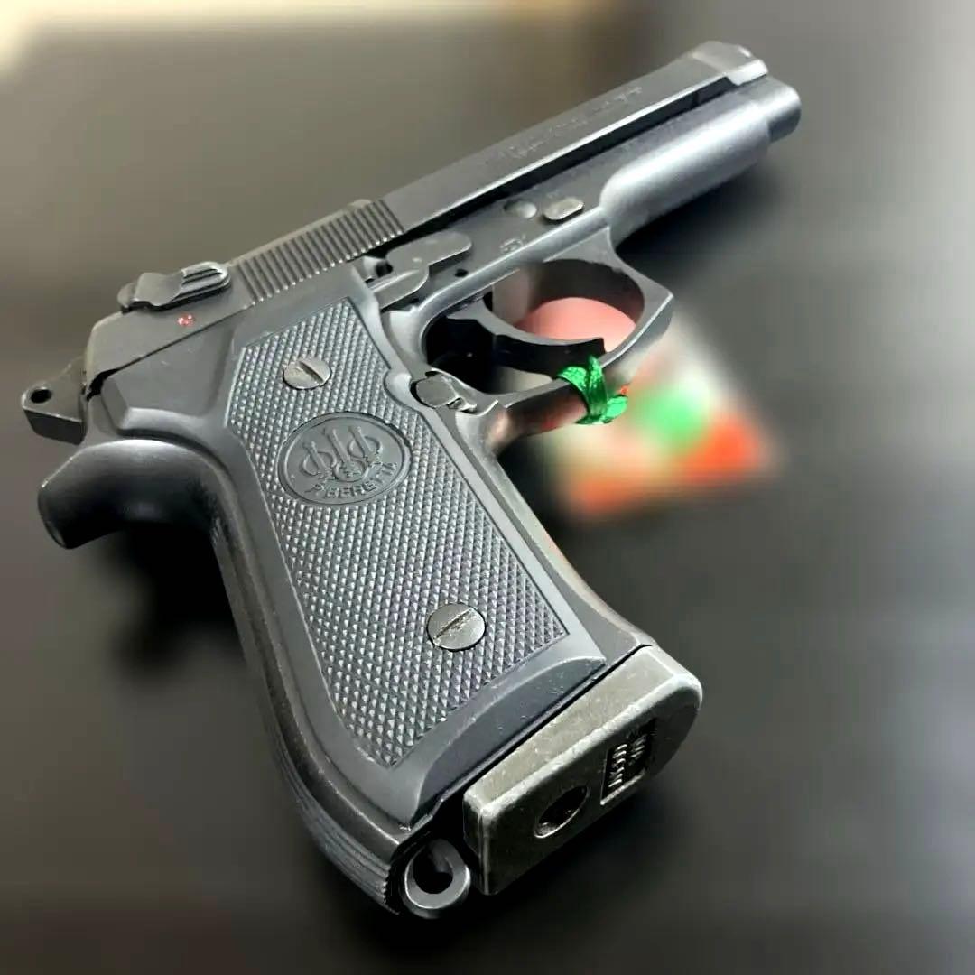 WAベレッタM92FSパーフェクトバージョンHWキャロムショット塗装美品