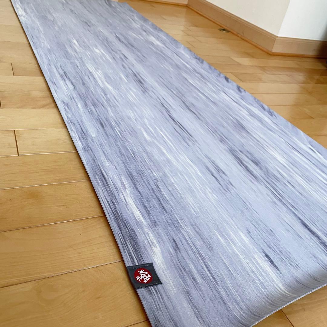 【極美品】マンドゥカ エコ スーパーライト トラベル ヨガマット 1.5mm