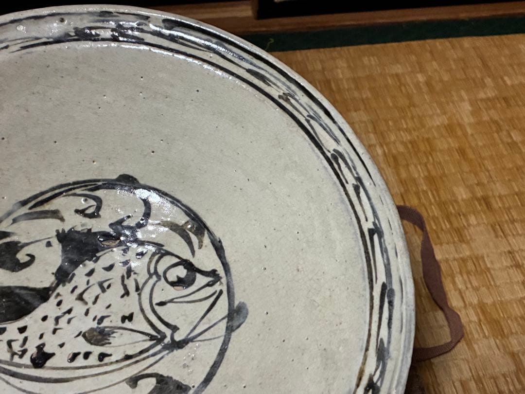 スコータイ ソコタイ 鉄絵タイ焼物 黒呉須 安南 魚紋鉢 箱入 時代物