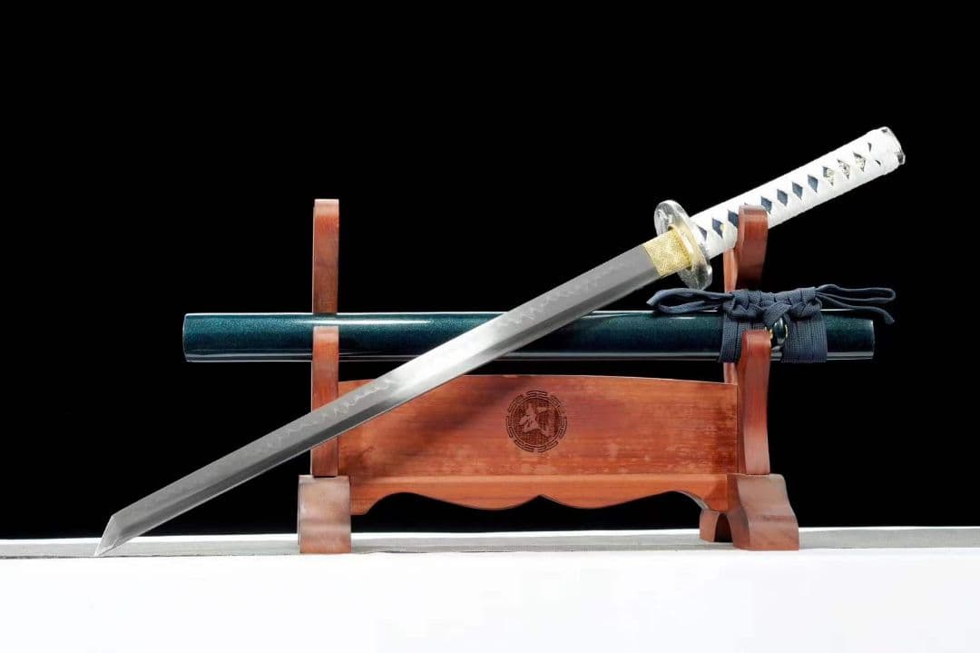 20寸T10焼刃大V唐刀『雲鶴』武具　刀装具　日本刀　模造刀 居合刀 肋差 短刀