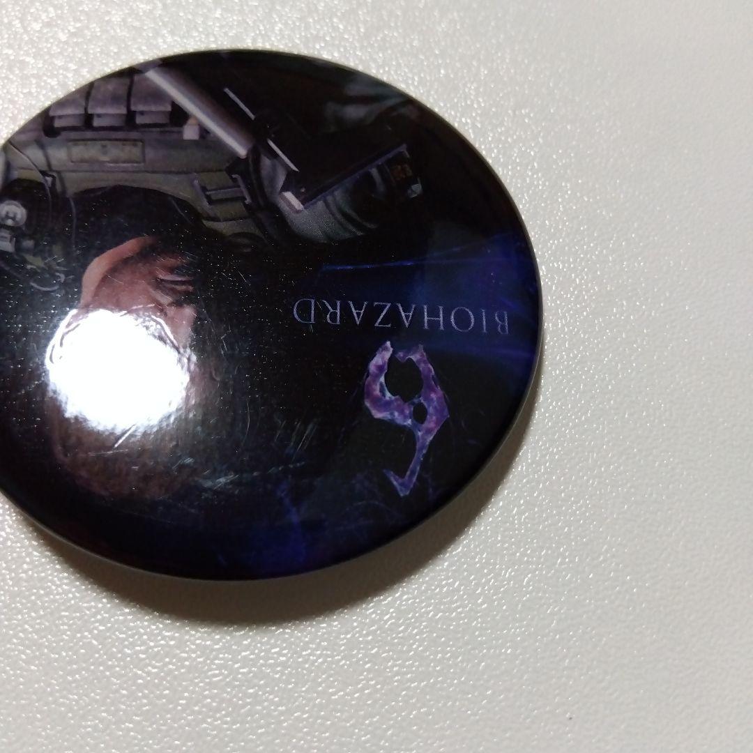 【バイオハザード】クリス パセラ カプコンバー 特典 缶バッジ