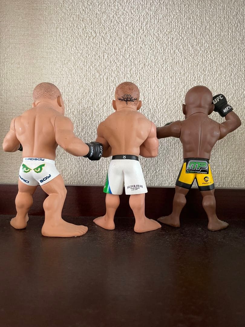 UFCフィギュア　ヴァンダレイ・ショーグン・アンデウソン　3点セット