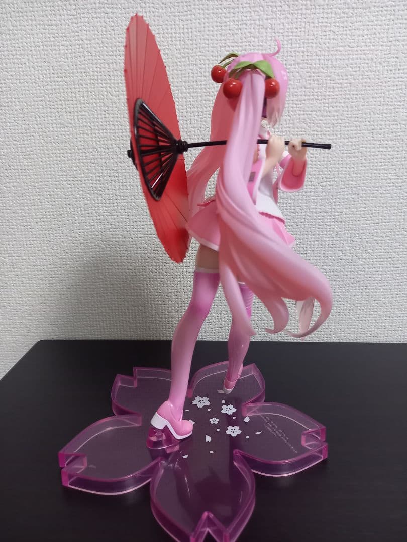 桜ミクフィギュア3体セット