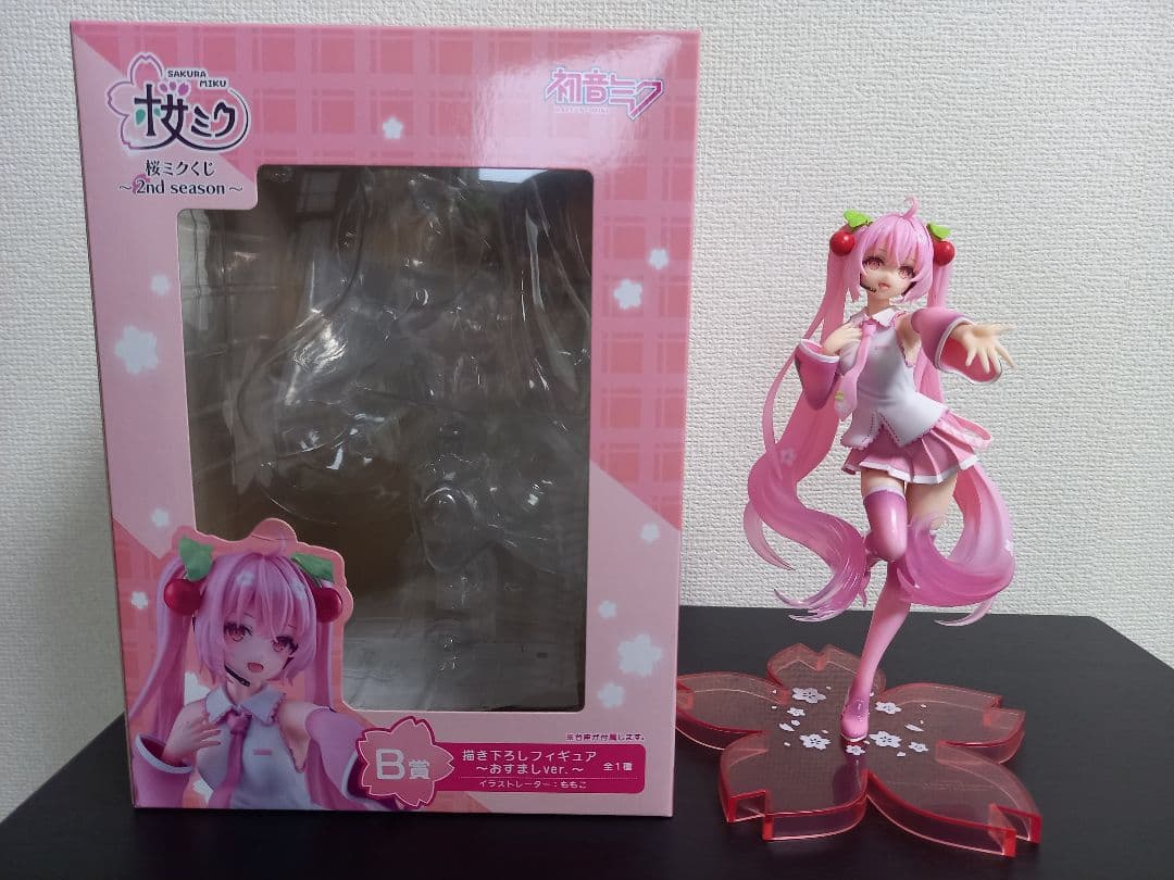 桜ミクフィギュア3体セット