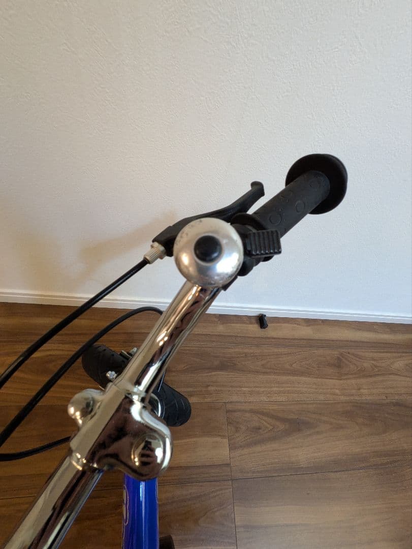 【期間限定価格!】へんしんバイクS HenshinBikeS 10インチ 青