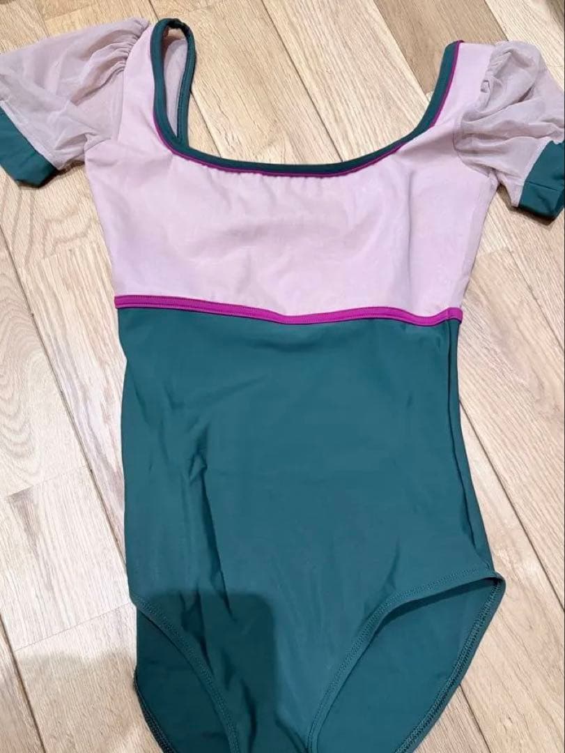 デラロミラノ　レオタード未使用