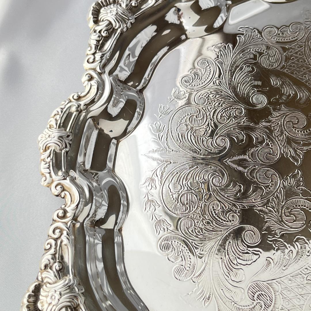 【英国】チッペンデールのギャラリートレー / ドリンクトレー 30cm