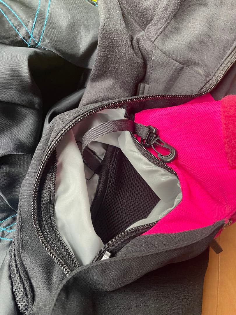 JACKFROST13スノーボードウェア XS 派手　蛍光【値下げしました！】