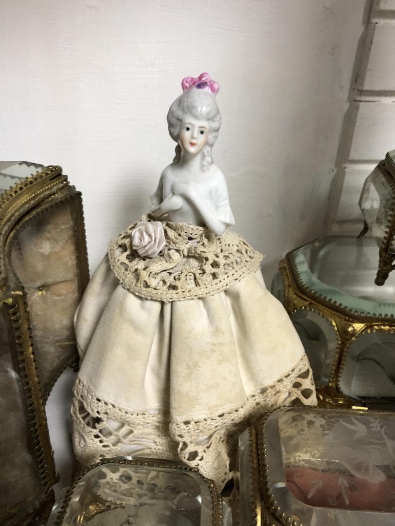 フランスアンティーク　ポーセリン　ドール