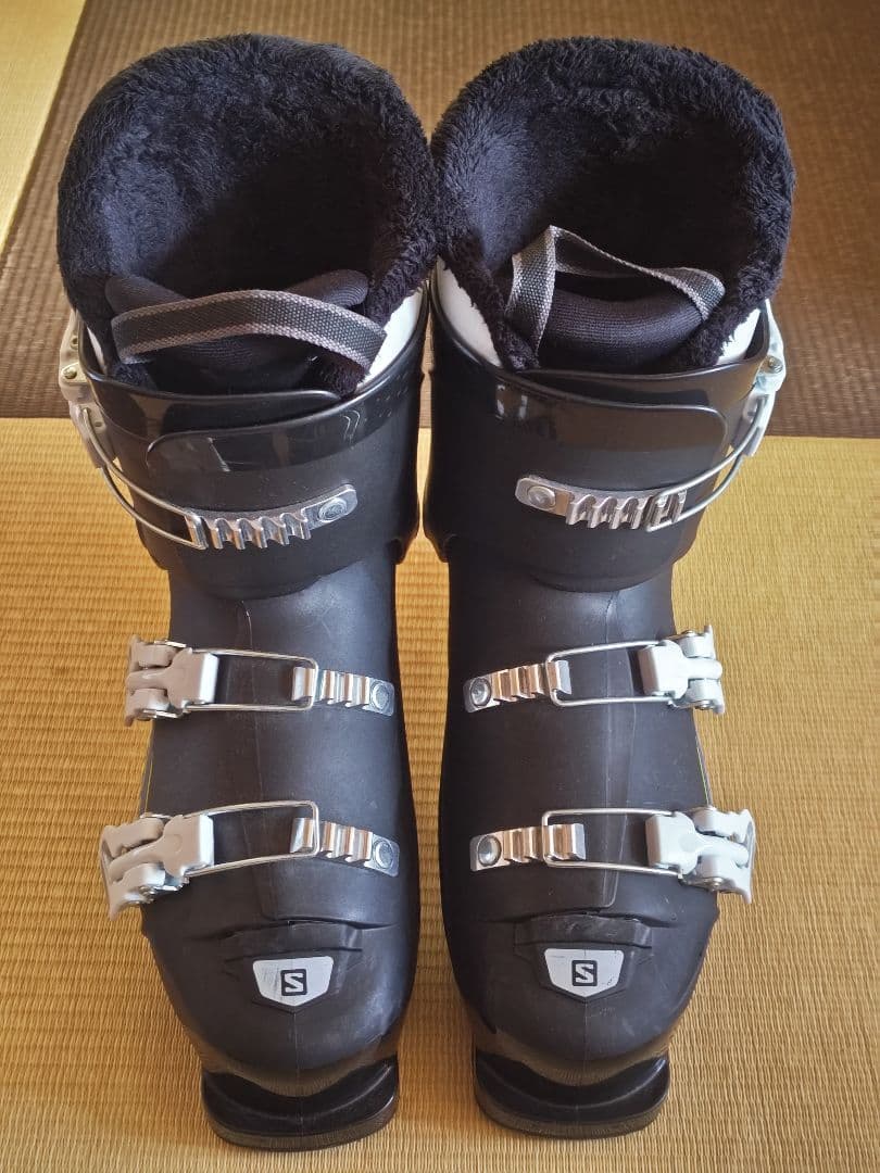 Salomon TEAM スキー用ブーツ　25～25.5 ブーツ袋付き