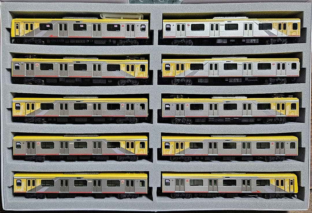 KATO 東急電鉄 5050系4000番台 Shibuya Hikarie号